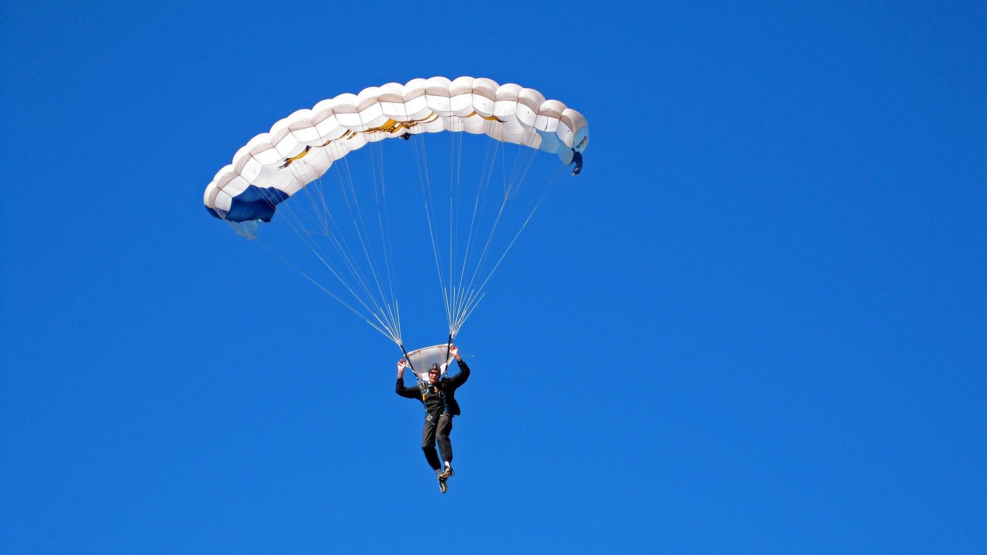 跨越赛场的统治力，从辽宁队的沉稳到杜兰特的终极接管